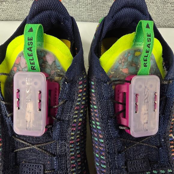 NIKE AIR VAPORMAX 2020 FLYKNIT WOMEN’S SIZE 6.5 DEEP ROYAL BLUE MULTI-COLOR - Picture 13 of 13